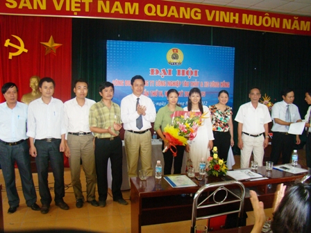 Đại hội Công đoàn Công ty CNTT & Xây dựng Sông Hồng thứ IV nhiệm kỳ 2012-2015